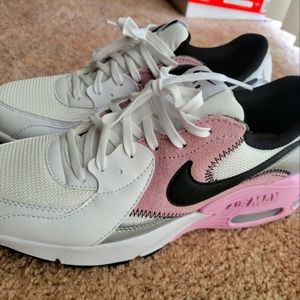 Women nike max excee